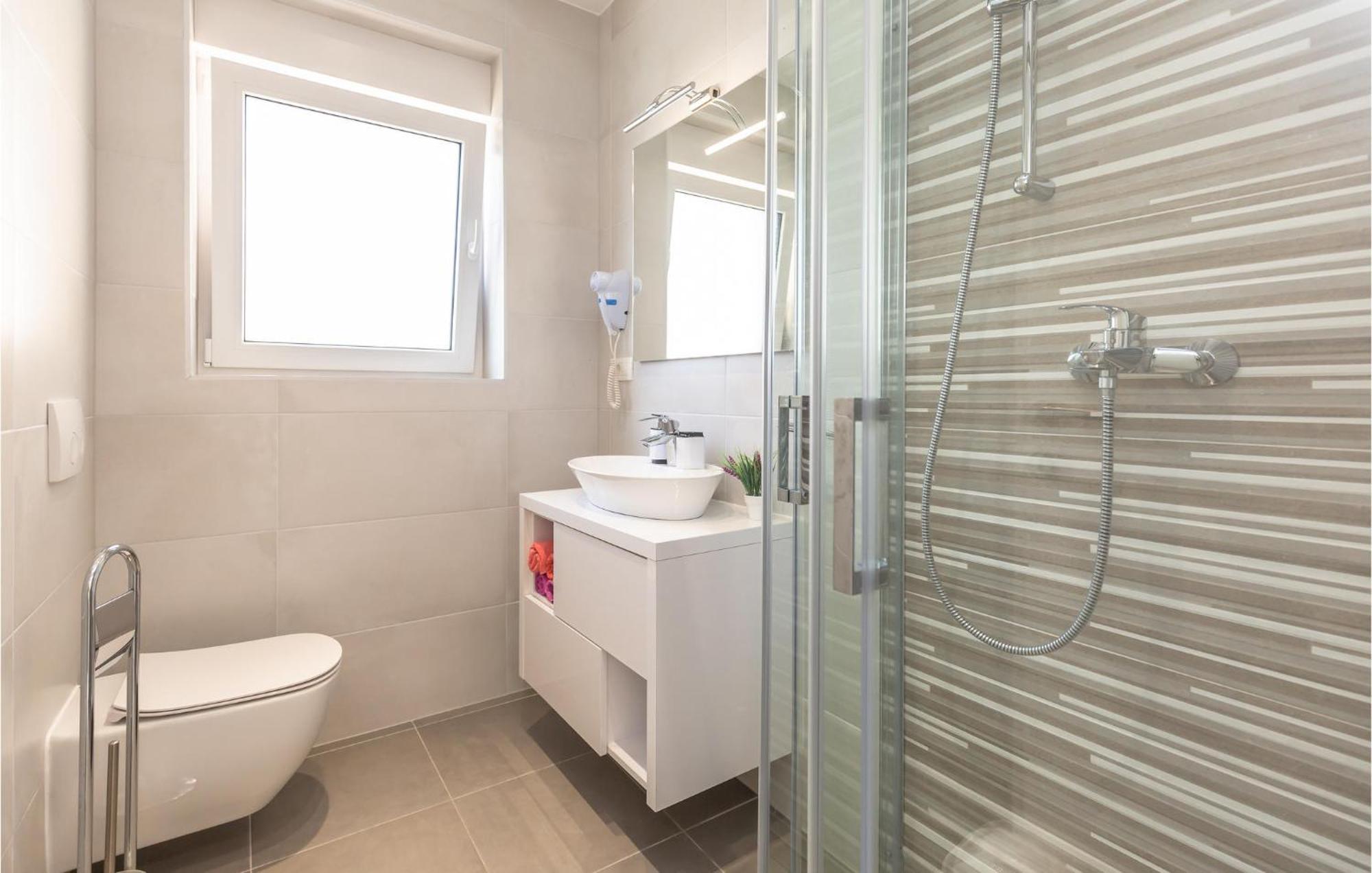 Amazing Apartment In Medici With Kitchen Kutlesa Luaran gambar
